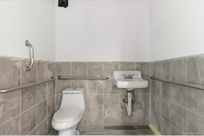 178 Richmond Boulevard, Ronkonkoma, NY 11779 - Photo 11