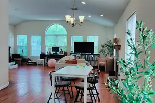 57 Dunwood Rd, Port Washington, NY 11050 - Photo 3