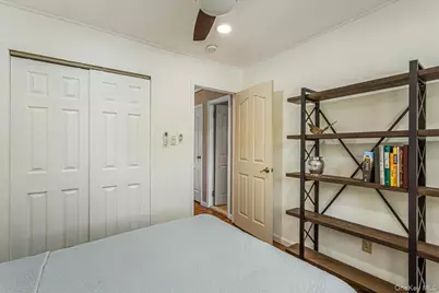 27 Stuyvesant Street, Huntington, NY 11743 - Photo 15