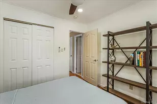 27 Stuyvesant St, Huntington, NY 11743 - Photo 15