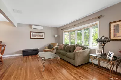 25 Fisher Road, Commack, NY 11725 - Photo 3