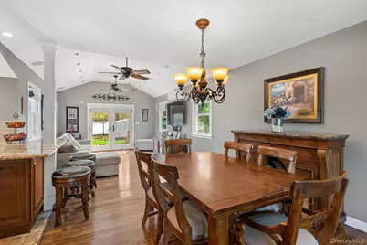 25 Fisher Road, Commack, NY 11725 - Photo 7