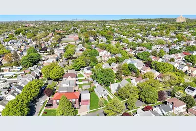 8726 249th Street, Bellerose, NY 11426 - Photo 25