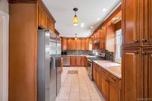 87-26 249th St, Bellerose, NY 11426 - Photo 5