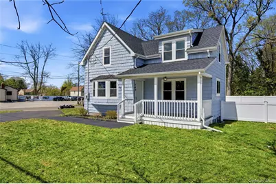 749 E Main Street, Kings Park, NY 11754 - Photo 21