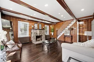 749 E Main St, Kings Park, NY 11754 - Photo 9