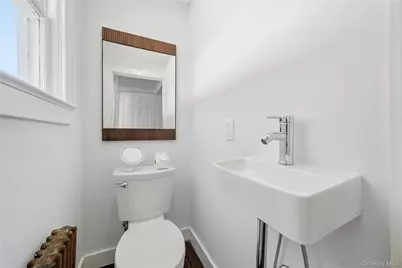 749 E Main Street, Kings Park, NY 11754 - Photo 11