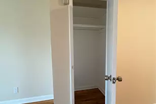 34 Cathedral Ave, Hempstead, NY 11550 - Photo 13