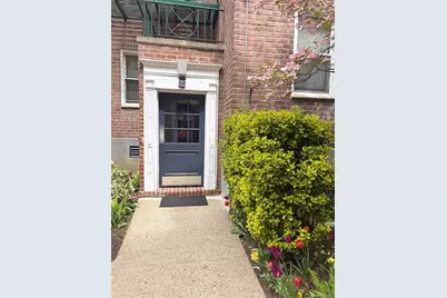34 Cathedral Avenue #6A, Hempstead, NY 11550 - Photo 3