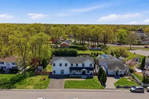 18 Pond Rd, Holbrook, NY 11741 - Photo 43