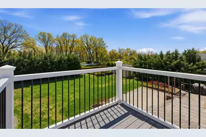 18 Pond Road, Holbrook, NY 11741 - Photo 37