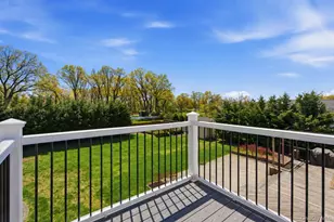 18 Pond Rd, Holbrook, NY 11741 - Photo 37