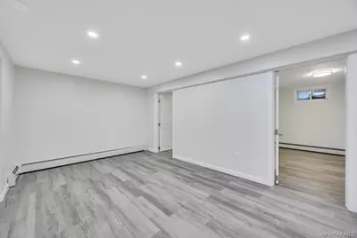 175 N 25th Street, Wheatley Heights, NY 11798 - Photo 27