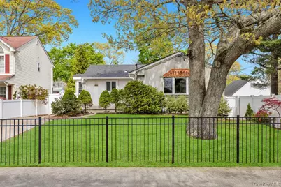 175 N 25th Street, Wheatley Heights, NY 11798 - Photo 1
