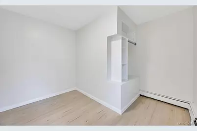 175 N 25th Street, Wheatley Heights, NY 11798 - Photo 19