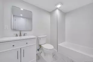 175 N 25th St, Wheatley Heights, NY 11798 - Photo 31