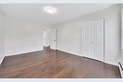 175 N 25th Street, Wheatley Heights, NY 11798 - Photo 13