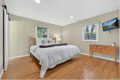 19 Scenic Drive, Poughkeepsie, NY 12603 - Photo 13
