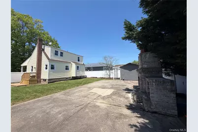 2303 Pine Street, Seaford, NY 11783 - Photo 17