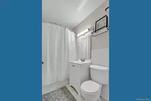 345 E 93rd St, New York, NY 10128 - Photo 19