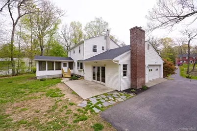 25 Hudson Drive, Hyde Park, NY 12538 - Photo 7