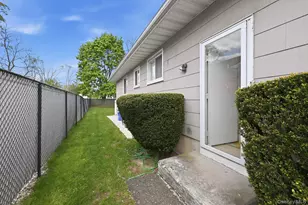 117 Woodside Ave, Freeport, NY 11520 - Photo 5