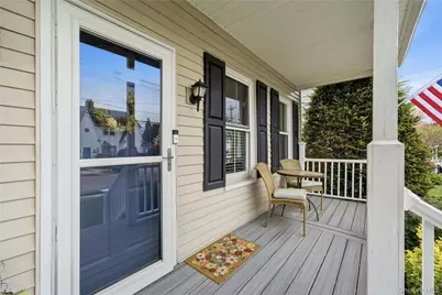 26 Chestnut Street, Glen Cove, NY 11542 - Photo 37