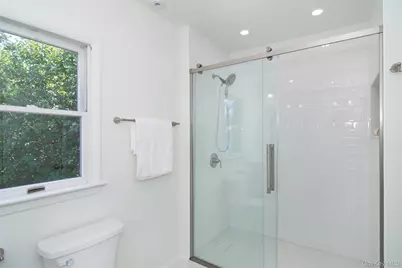 32 Stellar Place, Pelham, NY 10803 - Photo 17