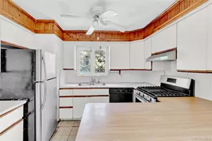 11 5th Ave S, Huntington Station, NY 11746 - Photo 7