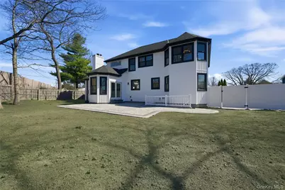 112 S Hillside Avenue, Nesconset, NY 11767 - Photo 49