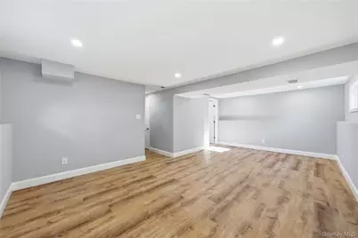 49 Sandy Hollow Drive, Smithtown, NY 11787 - Photo 19