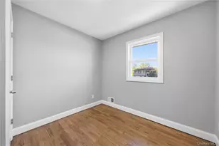49 Sandy Hollow Dr, Smithtown, NY 11787 - Photo 15