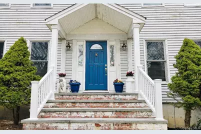 6 Cedar Avenue, Locust Valley, NY 11560 - Photo 3