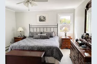 6 Cedar Avenue, Locust Valley, NY 11560 - Photo 19