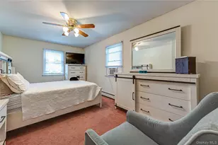 85 E 23rd St, Huntington Station, NY 11746 - Photo 17
