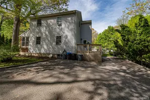 85 E 23rd St, Huntington Station, NY 11746 - Photo 29