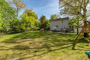 85 E 23rd St, Huntington Station, NY 11746 - Photo 25