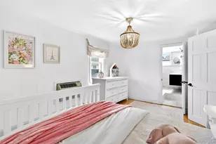 12 Belleview Ave, Port Washington, NY 11050 - Photo 23