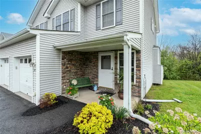 29 Aveonis Court, Fishkill, NY 12524 - Photo 5