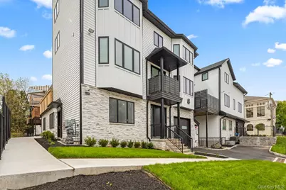 8 1st Street #111, Spring Valley, NY 10977 - Photo 3