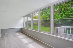 4 Cherry Ln, Poughkeepsie, NY 12601 - Photo 17