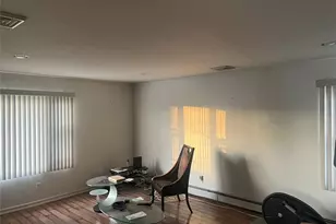 14 Vanata Ct, Hempstead, NY 11550 - Photo 21