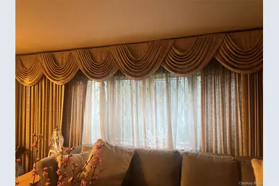14 Vanata Court, Hempstead, NY 11550 - Photo 5