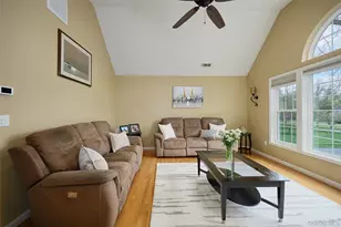 40 Paulette Ln, Wappingers Falls, NY 12590 - Photo 5