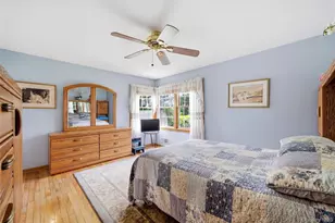 56 Wood Ave, Amityville, NY 11701 - Photo 21