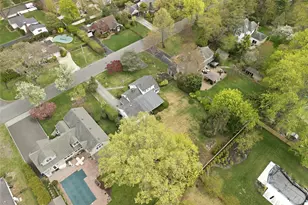 56 Wood Ave, Amityville, NY 11701 - Photo 37