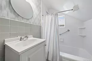 56 Wood Ave, Amityville, NY 11701 - Photo 25