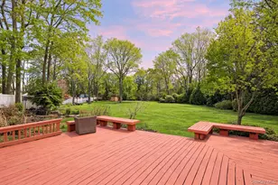 38 Arista Dr, Dix Hills, NY 11746 - Photo 3