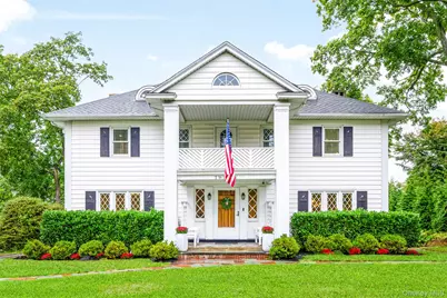 20 Elk Avenue, New Rochelle, NY 10804 - Photo 1