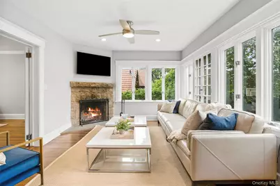 20 Elk Avenue, New Rochelle, NY 10804 - Photo 9